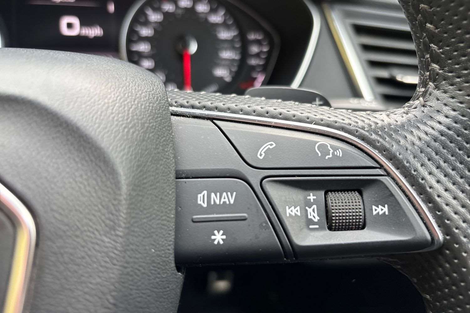 Used Audi Q5 2018 for sale - 76540689: Photo 17