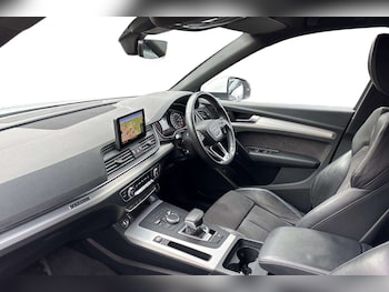 Used Audi Q5 2018 for sale - 76540689: Photo