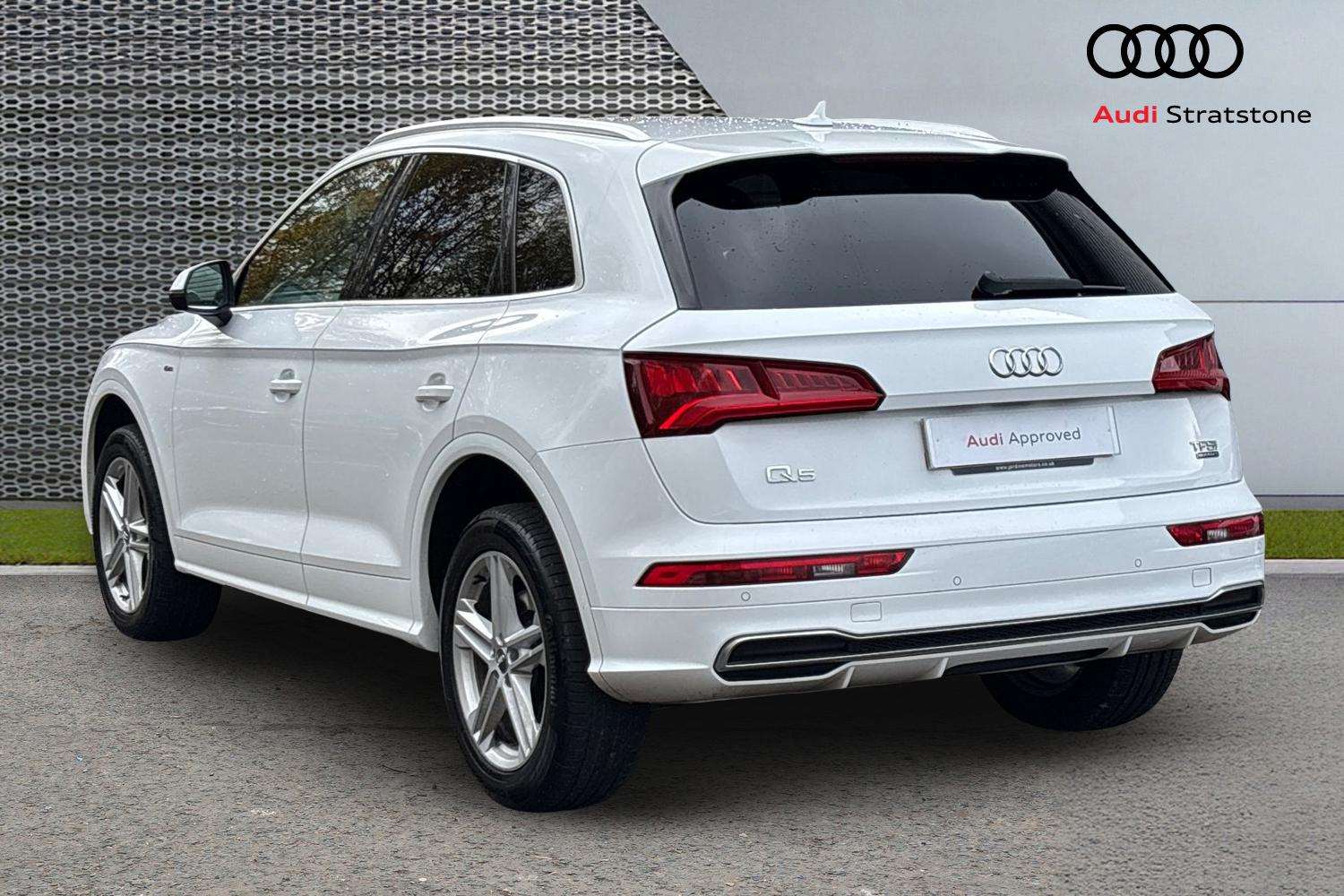 Used Audi Q5 2018 for sale - 76540689: Photo 3