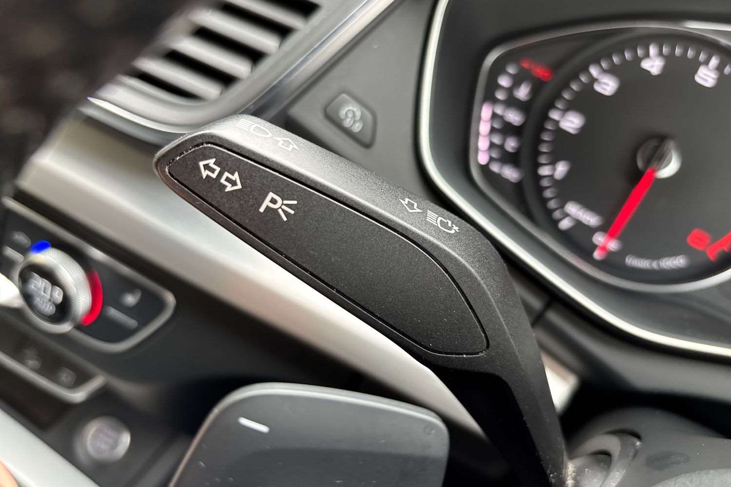 Used Audi Q5 2018 for sale - 76540689: Photo 34