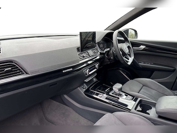 Used Audi Q5 2024 for sale - 76242602: Photo 2