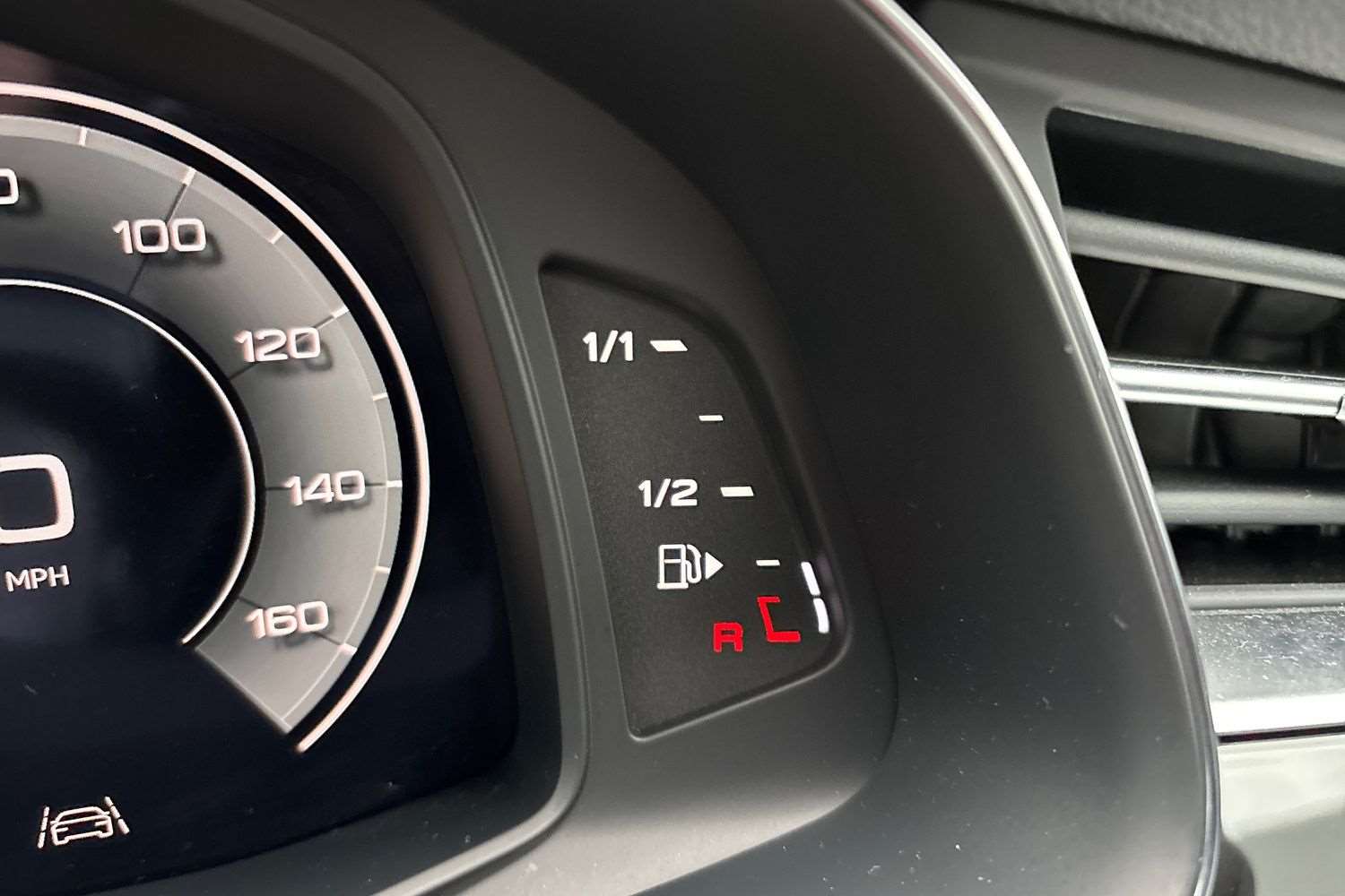 Used Audi Q7 2026 for sale - 78063867: Photo 31