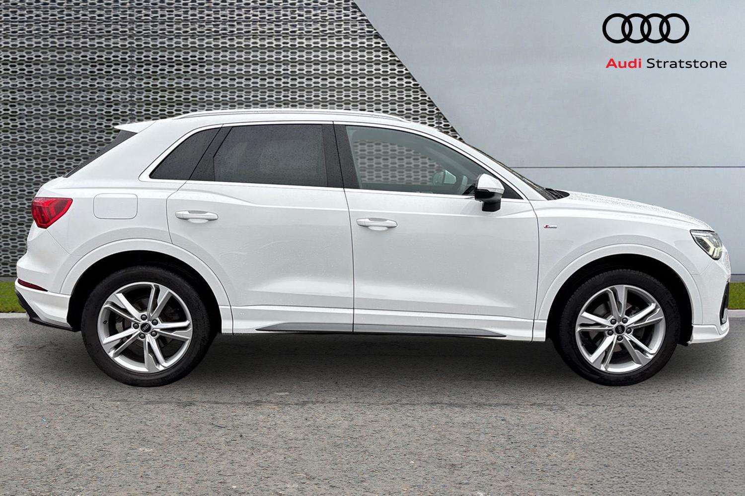 Used Audi Q3 2022 for sale - 76789339: Photo 4