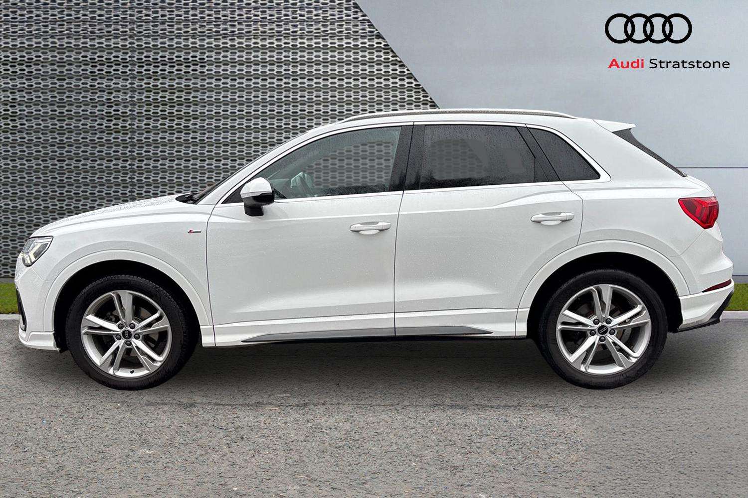 Used Audi Q3 2022 for sale - 76789339: Photo 8