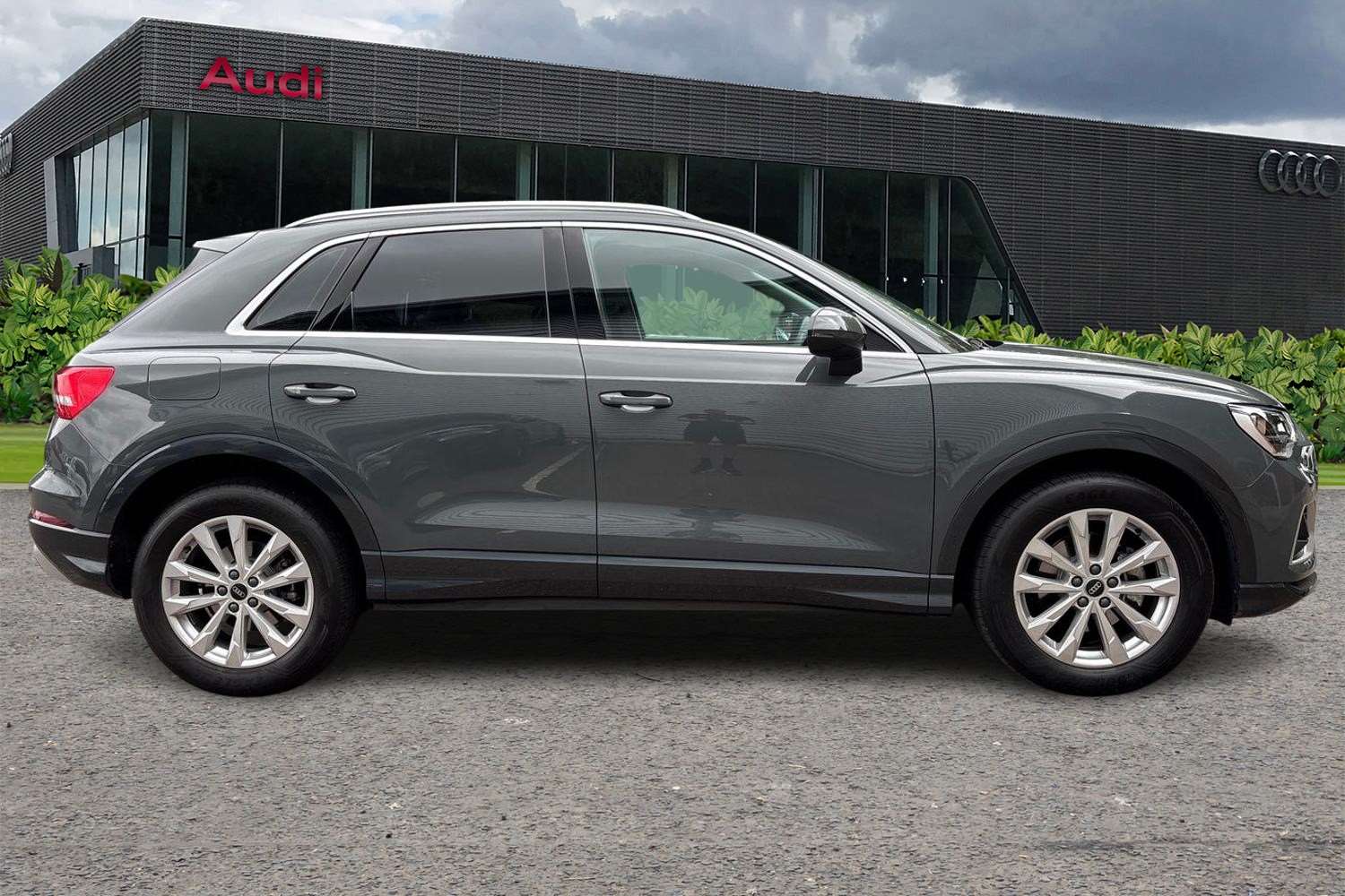 Used Audi Q3 2023 for sale - 77194652: Photo 4