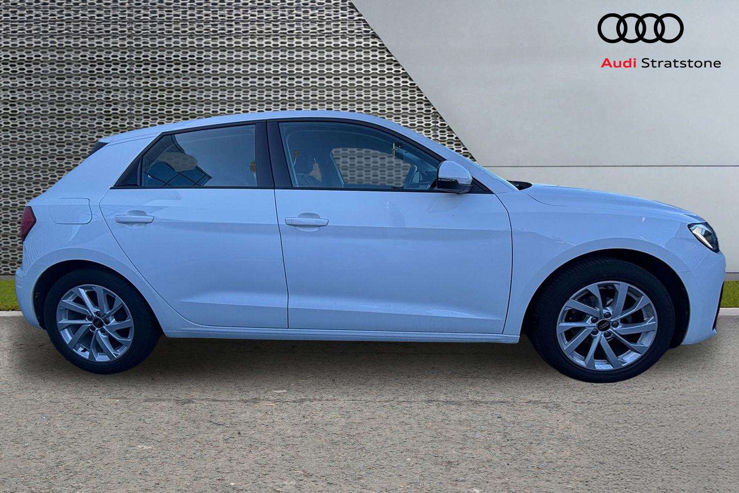 Used Audi A1 2023 for sale - 77741088: Photo 4