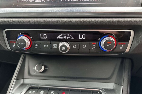 Used Audi Q3 2024 for sale - 76242566: Photo 32