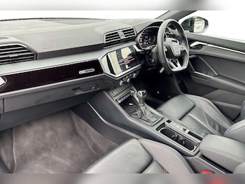 Used Audi Q3 2024 for sale - 78775185: Photo