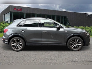 Used Audi Q3 2023 for sale - 75523090: Photo
