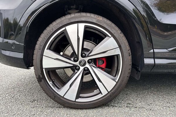 Used Audi Q5 2025 for sale - 76242480: Photo 9