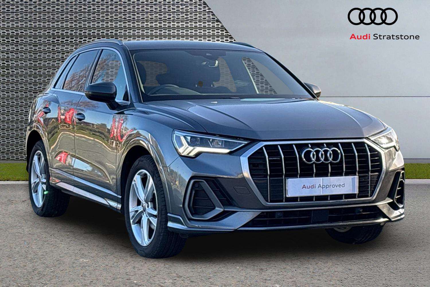 Used Audi Q3 2019 for sale - 76610589: Photo 1