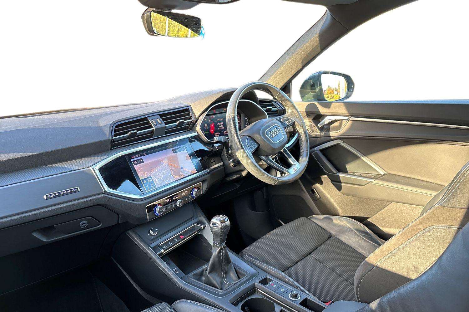 Used Audi Q3 2019 for sale - 76610589: Photo 2