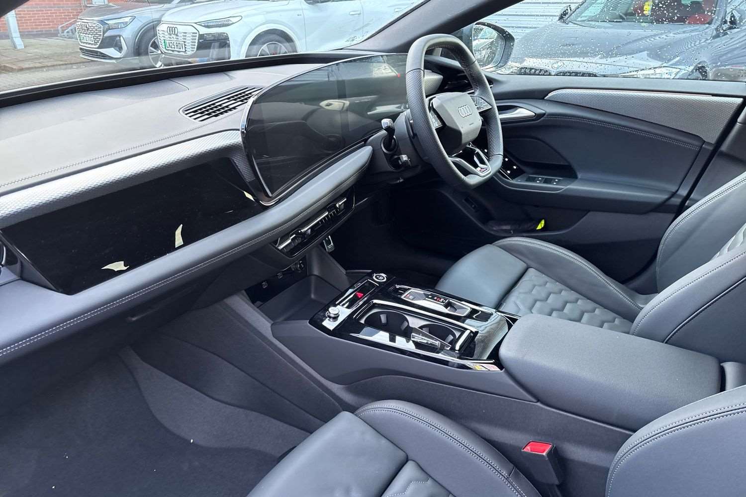 Used Audi A6 2025 for sale - 78161641: Photo 2