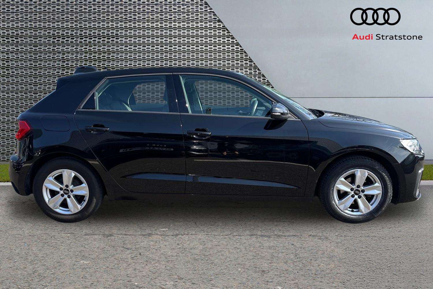 Used Audi A1 2023 for sale - 78173768: Photo 4