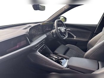 Used Audi Q5 2025 for sale - 79294733: Photo