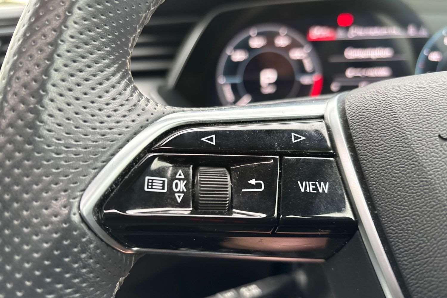 Used Audi e-tron 2022 for sale - 77270062: Photo 16