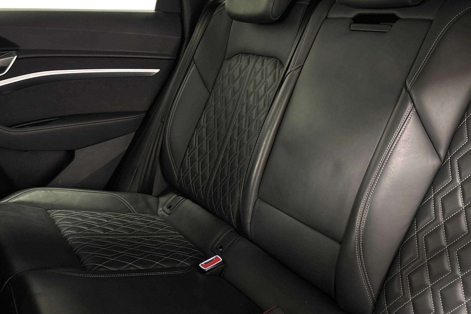 Used Audi e-tron 2022 for sale - 77270062: Photo 7