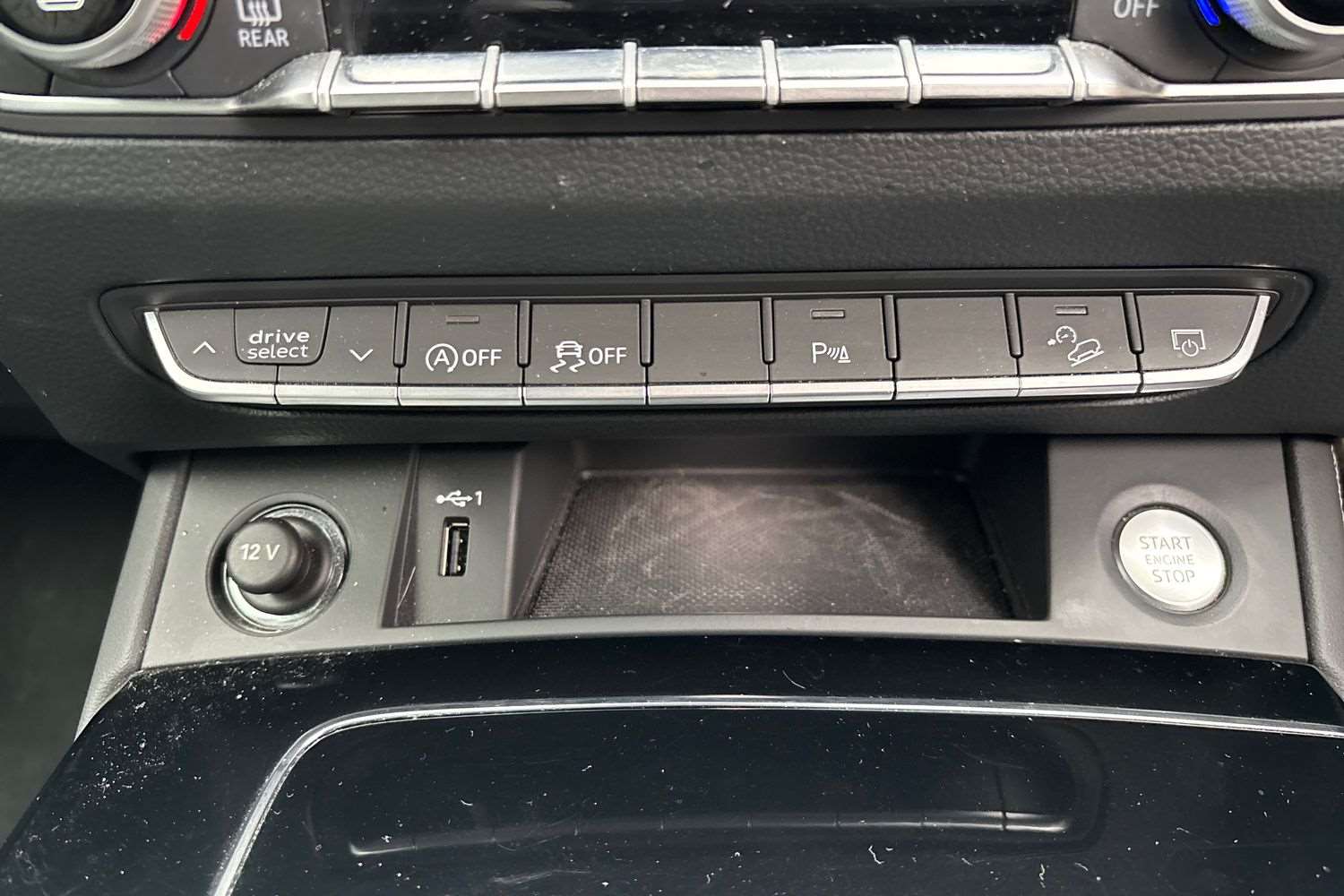 Vehicle 33