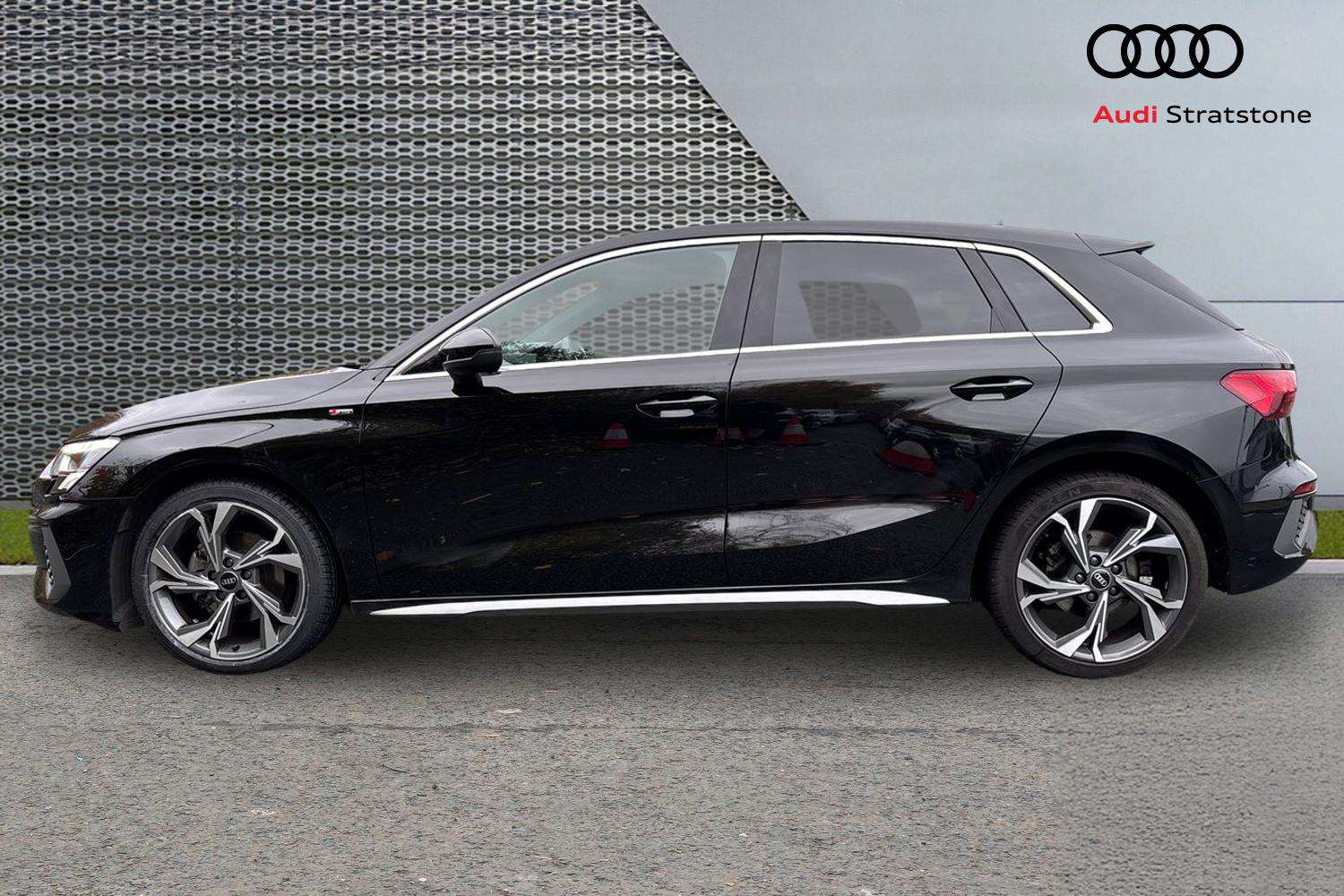 Used Audi A3 2023 for sale - 76475982: Photo 8