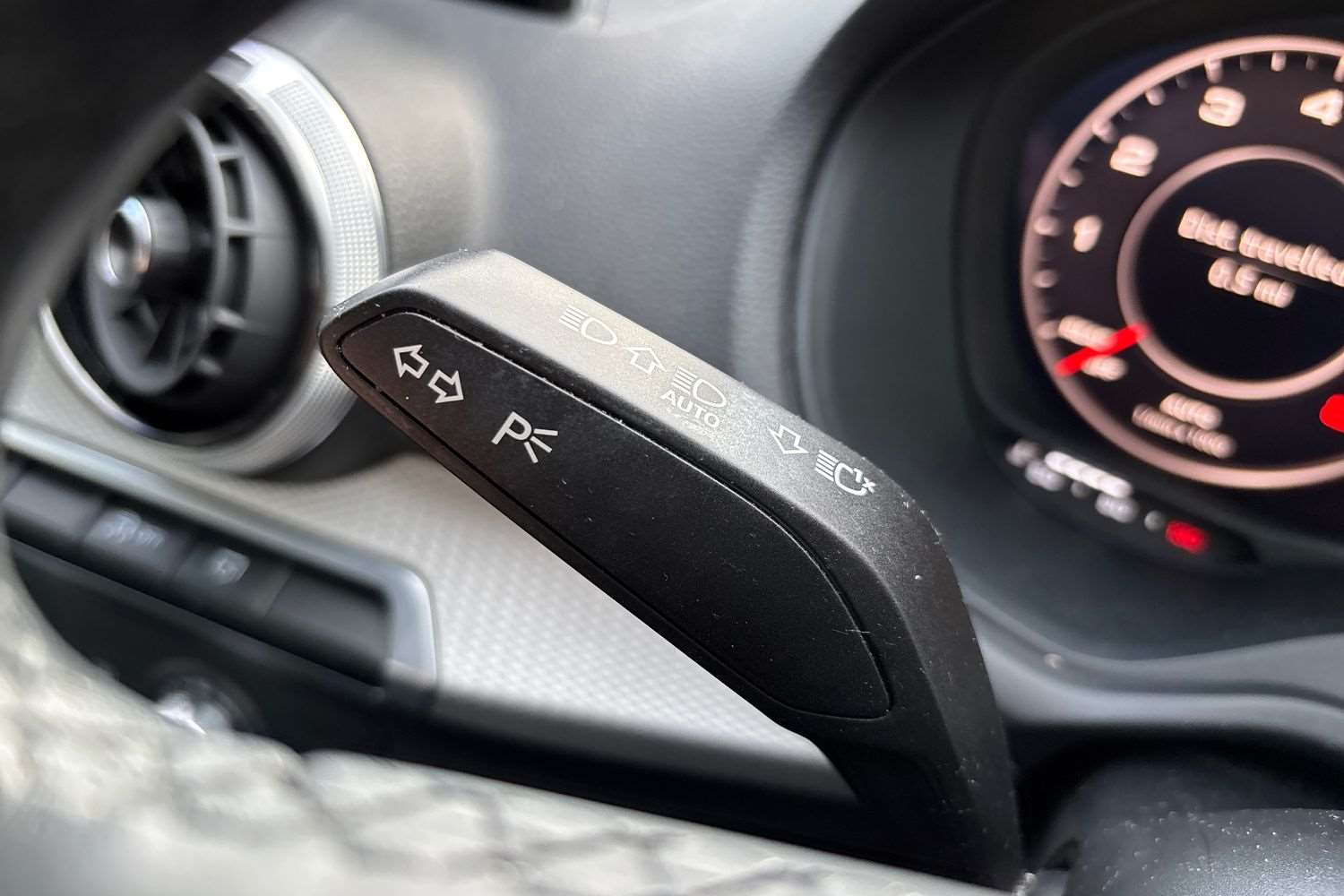 Used Audi Q2 2022 for sale - 76804939: Photo 35