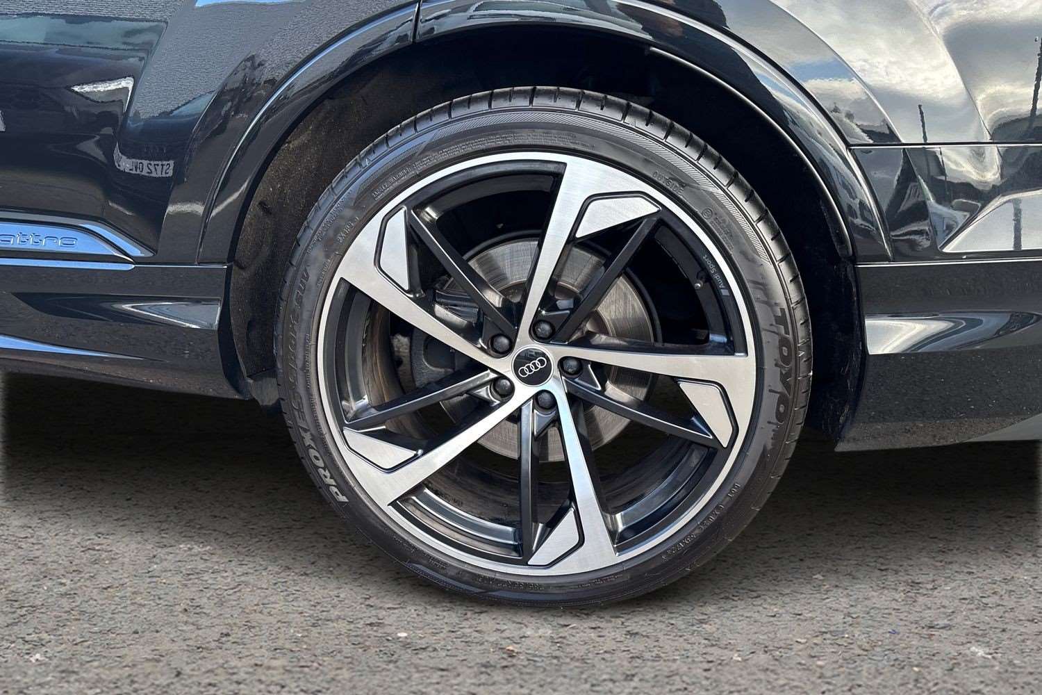 Used Audi Q7 2023 for sale - 77674681: Photo 10