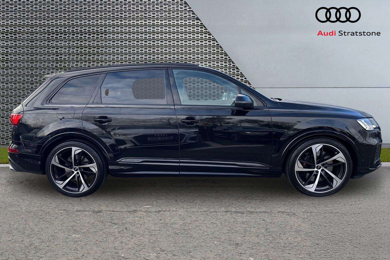 Used Audi Q7 2023 for sale - 77674681: Photo 4