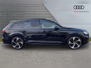 Used Audi Q7 2023 for sale - 77674681: Photo