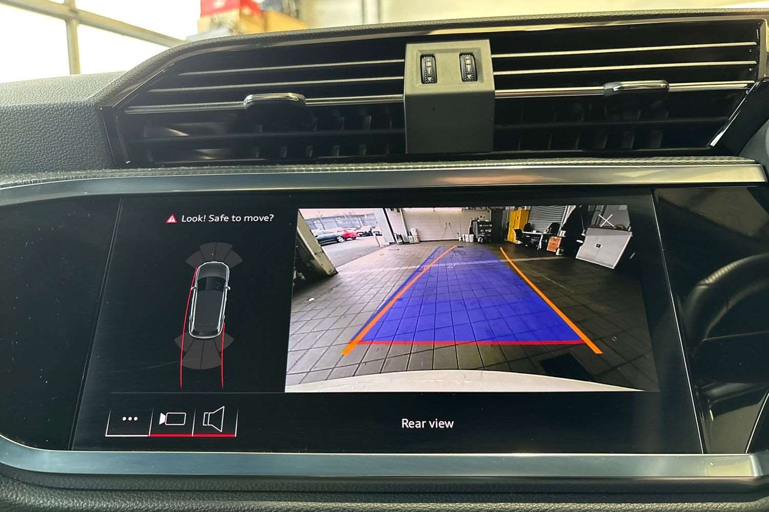 Used Audi Q3 2023 for sale - 77458442: Photo 26