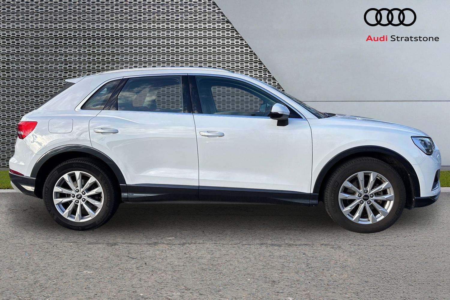 Used Audi Q3 2024 for sale - 77674761: Photo 4