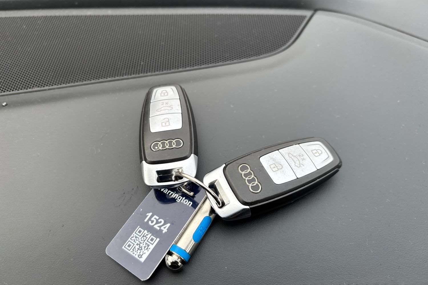 Used Audi Q8 for sale - 77540852: Photo 25