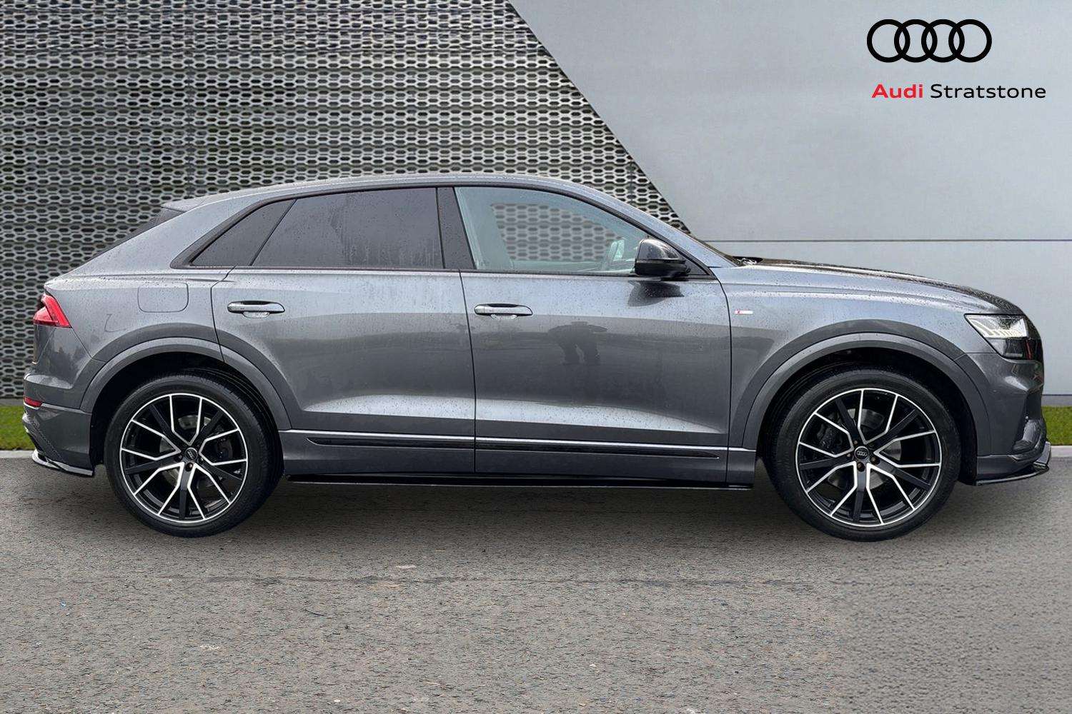 Used Audi Q8 for sale - 77540852: Photo 4