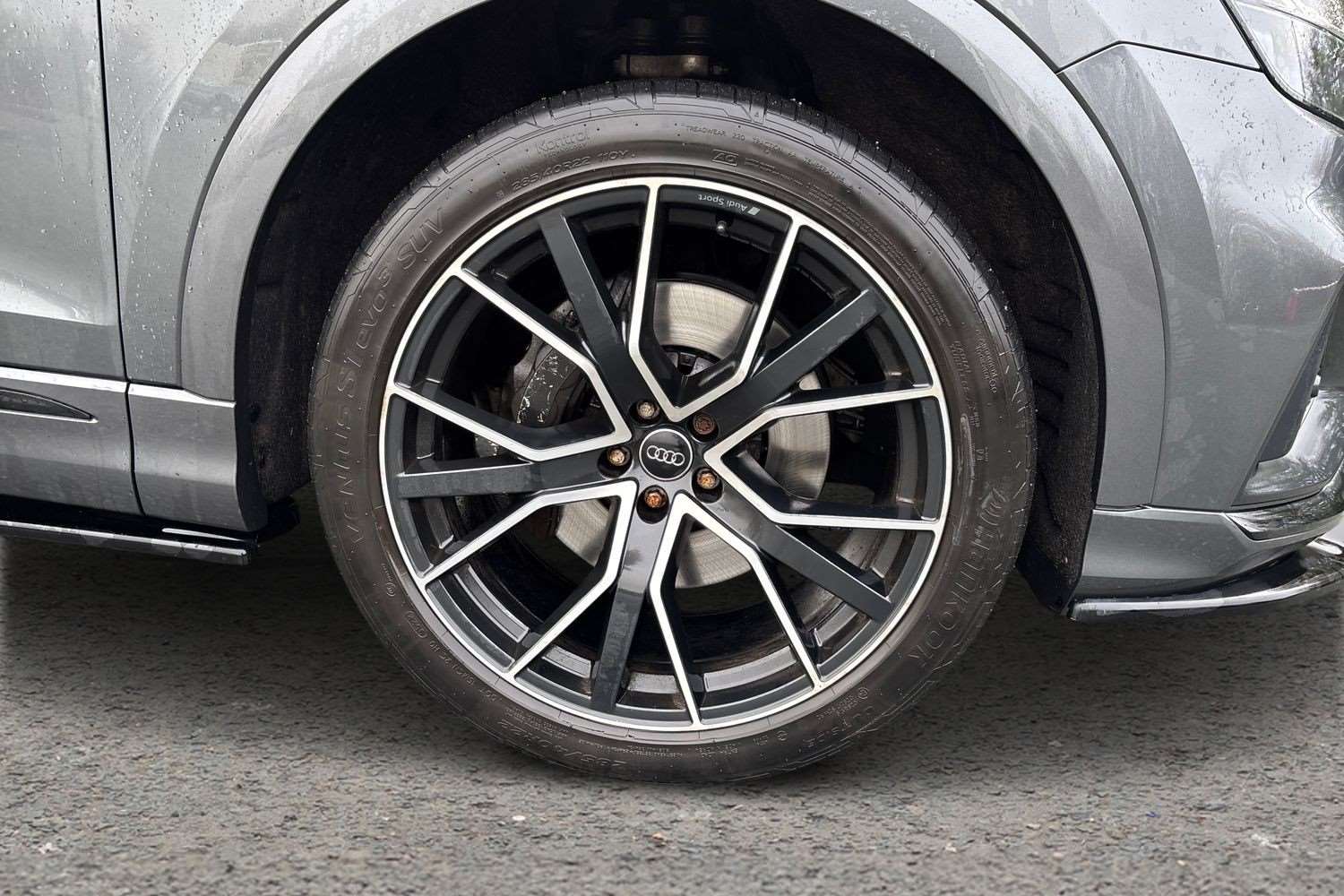 Used Audi Q8 for sale - 77540852: Photo 5