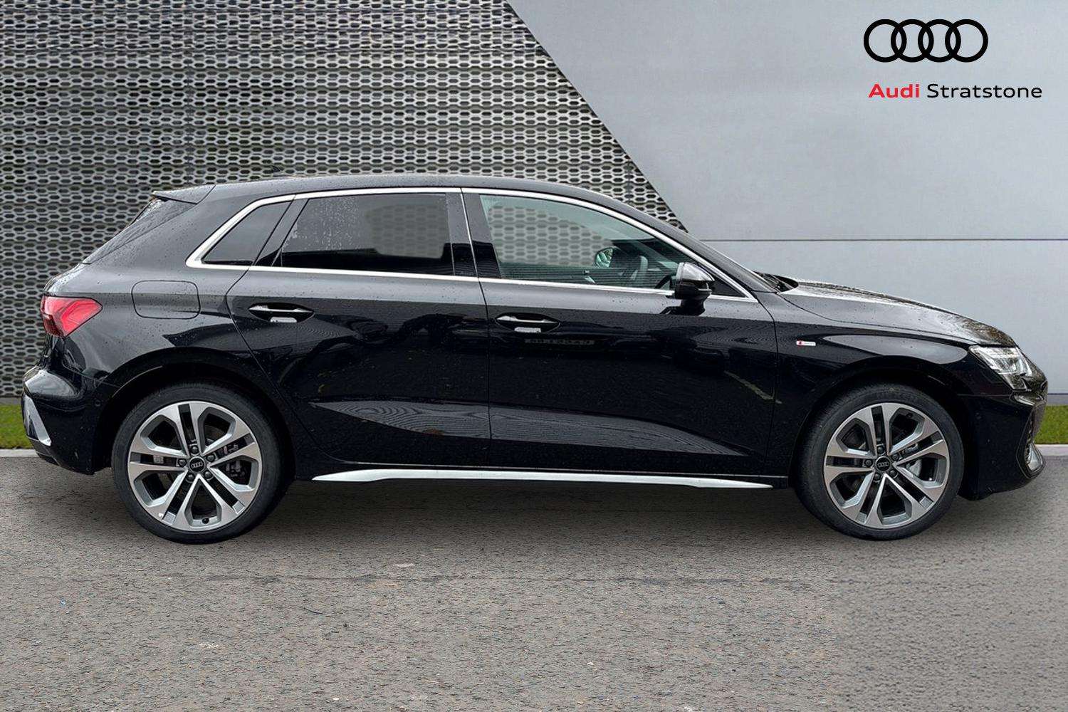 Used Audi A3 2025 for sale - 77123463: Photo 4