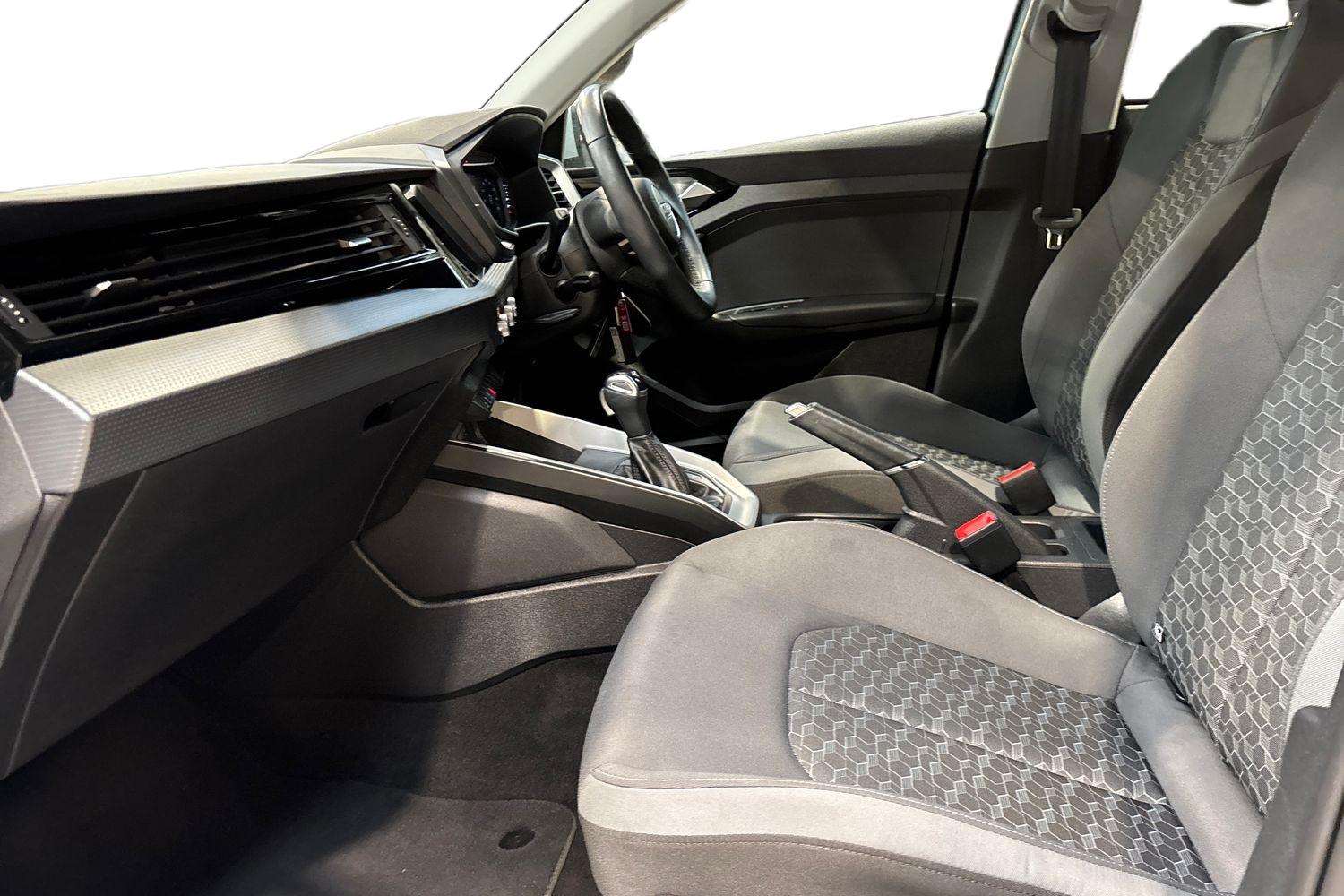 Used Audi A1 for sale - 77827305: Photo 21