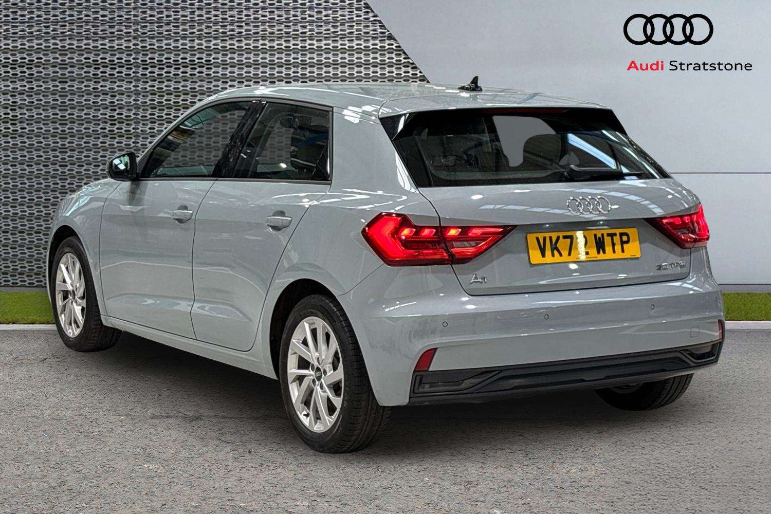 Used Audi A1 for sale - 77827305: Photo 3