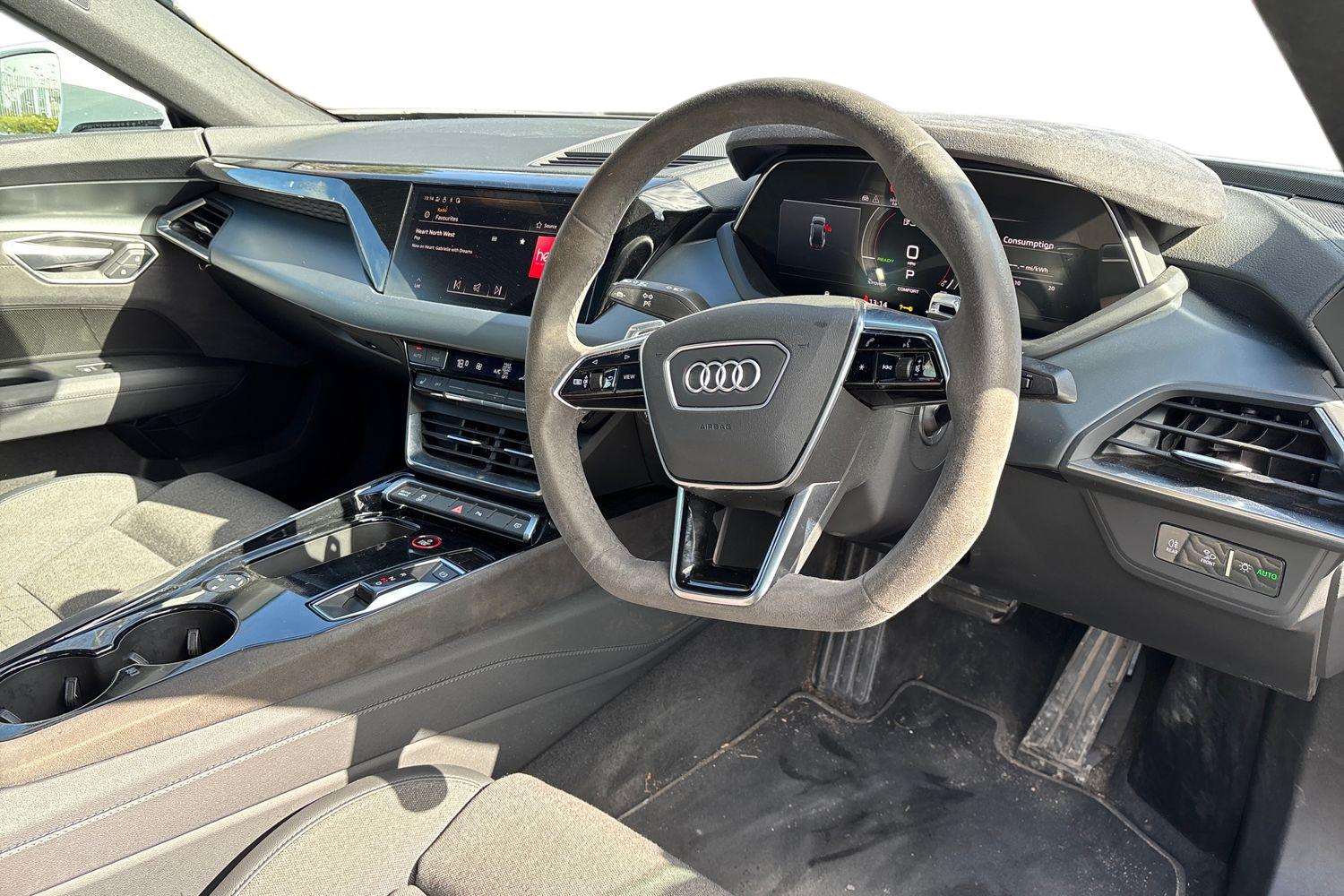 Used Audi e-tron GT 2022 for sale - 78023985: Photo 6