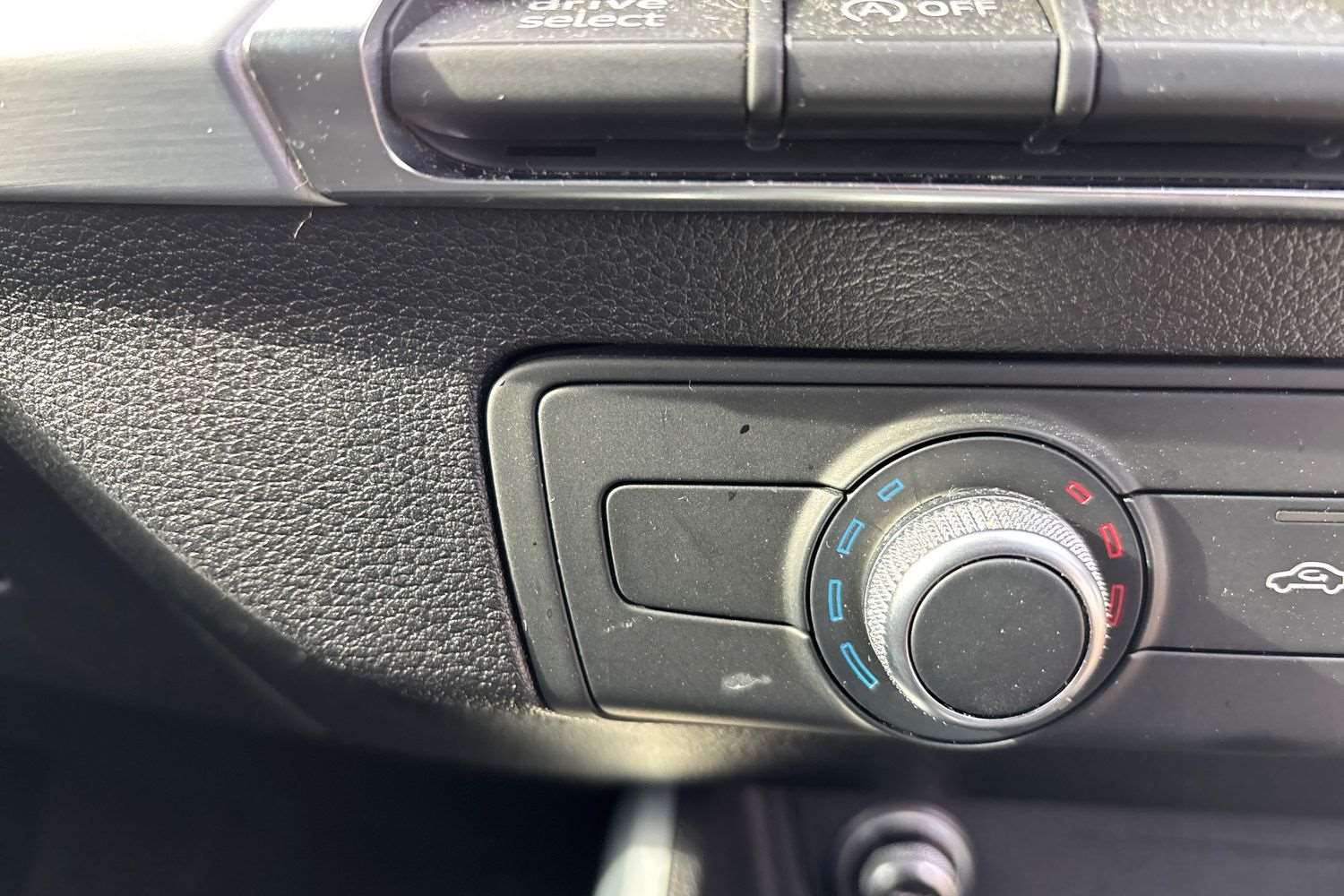 Used Audi Q2 for sale - 78119170: Photo 28