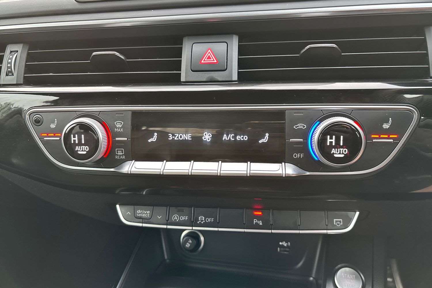 Used Audi A4 2019 for sale - 77577189: Photo 32