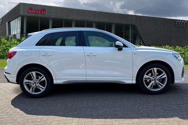 Used Audi Q3 2022 for sale - 76141509: Photo 4