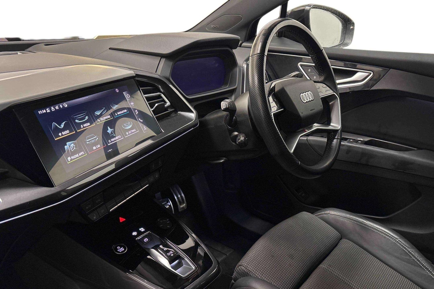 Used Audi Q4 e-tron 2021 for sale - 77270272: Photo 2