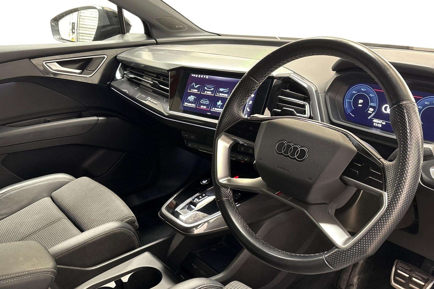 Used Audi Q4 e-tron 2021 for sale - 77270272: Photo 6