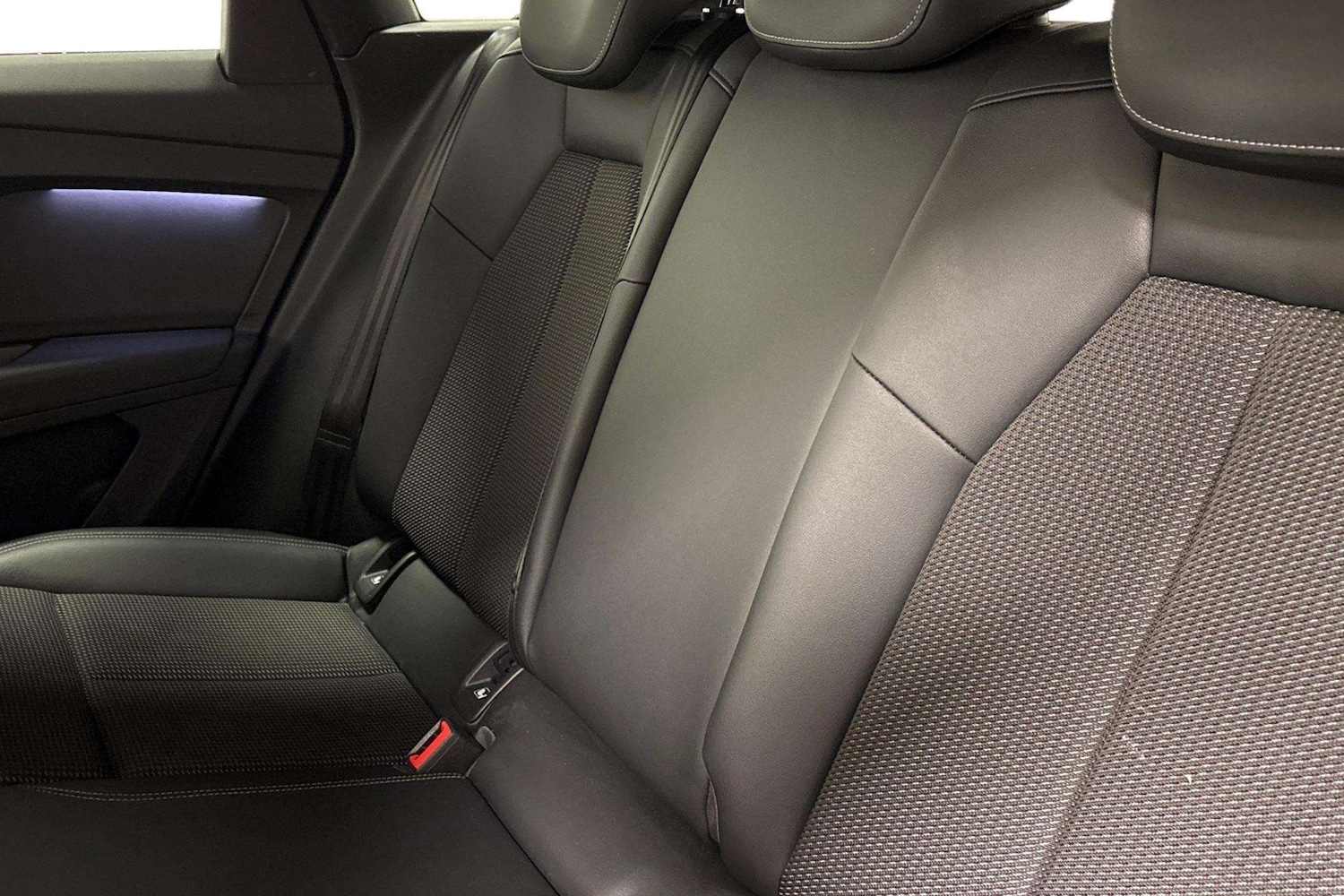 Used Audi Q4 e-tron 2021 for sale - 77270272: Photo 7