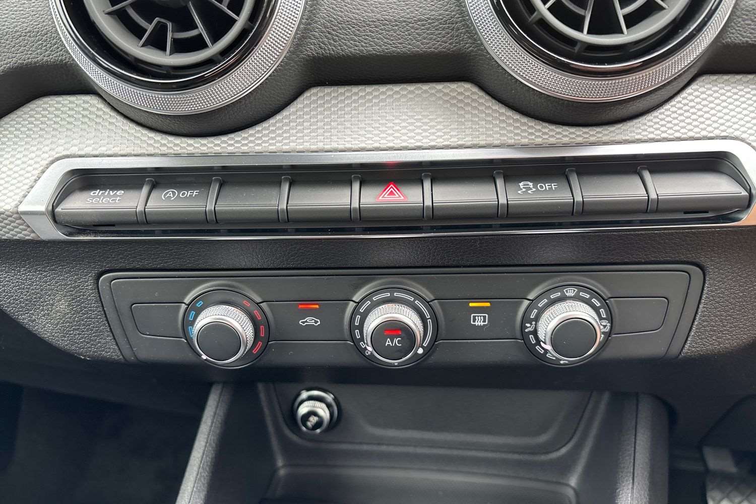 Used Audi Q2 2025 for sale - 76435557: Photo 32