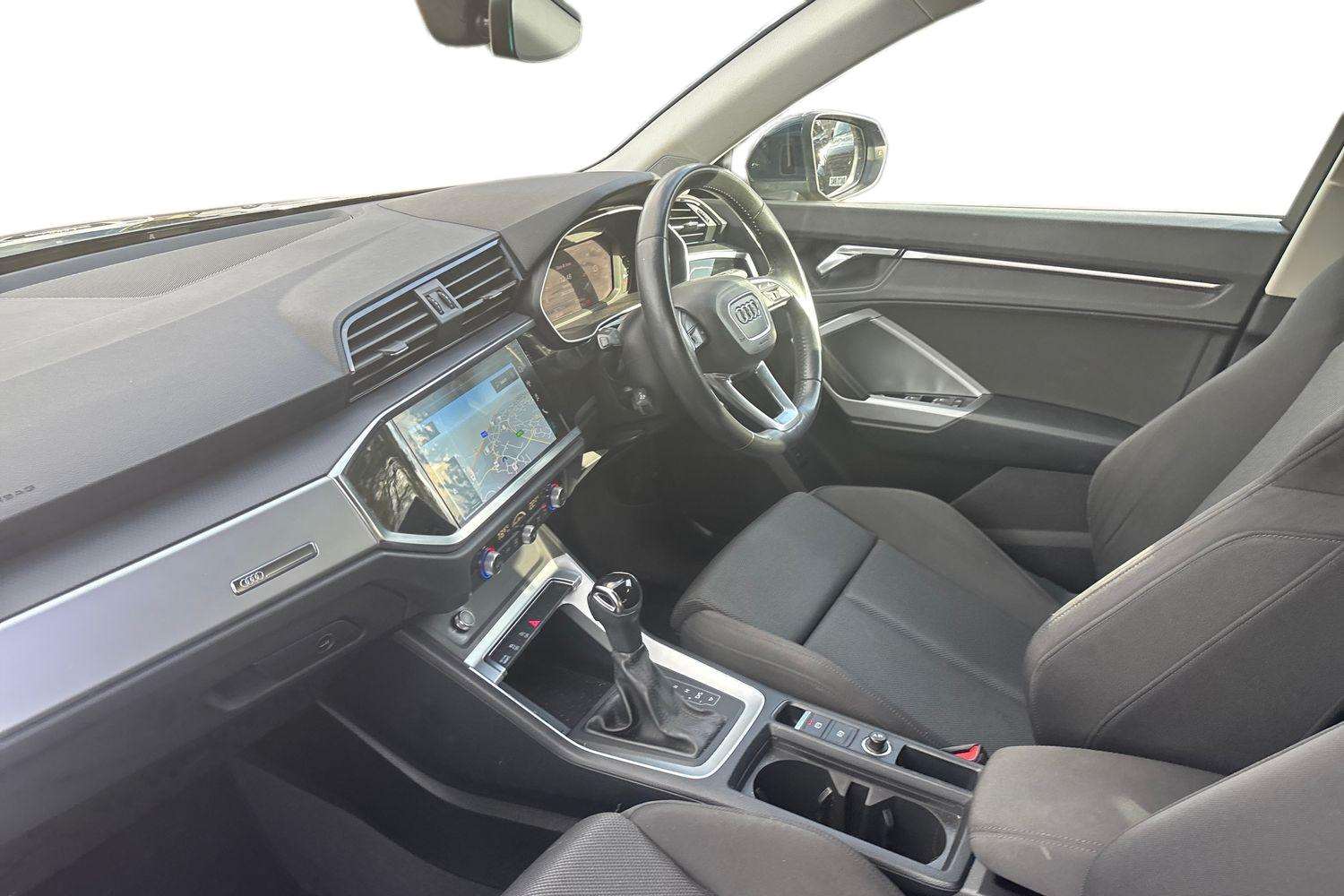 Used Audi Q3 for sale - 77661057: Photo 2