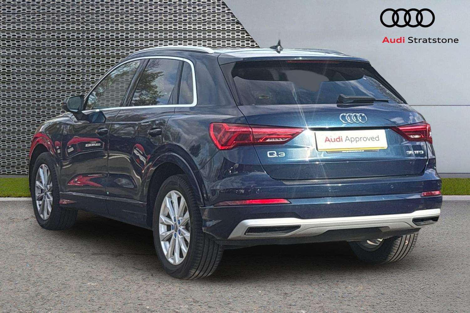 Used Audi Q3 for sale - 77661057: Photo 3