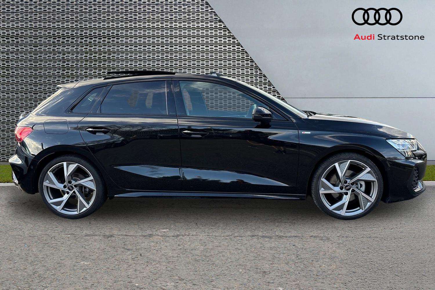 Used Audi A3 2025 for sale - 77827412: Photo 4