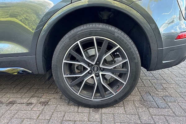 Used Audi Q5 2023 for sale - 76125670: Photo 9