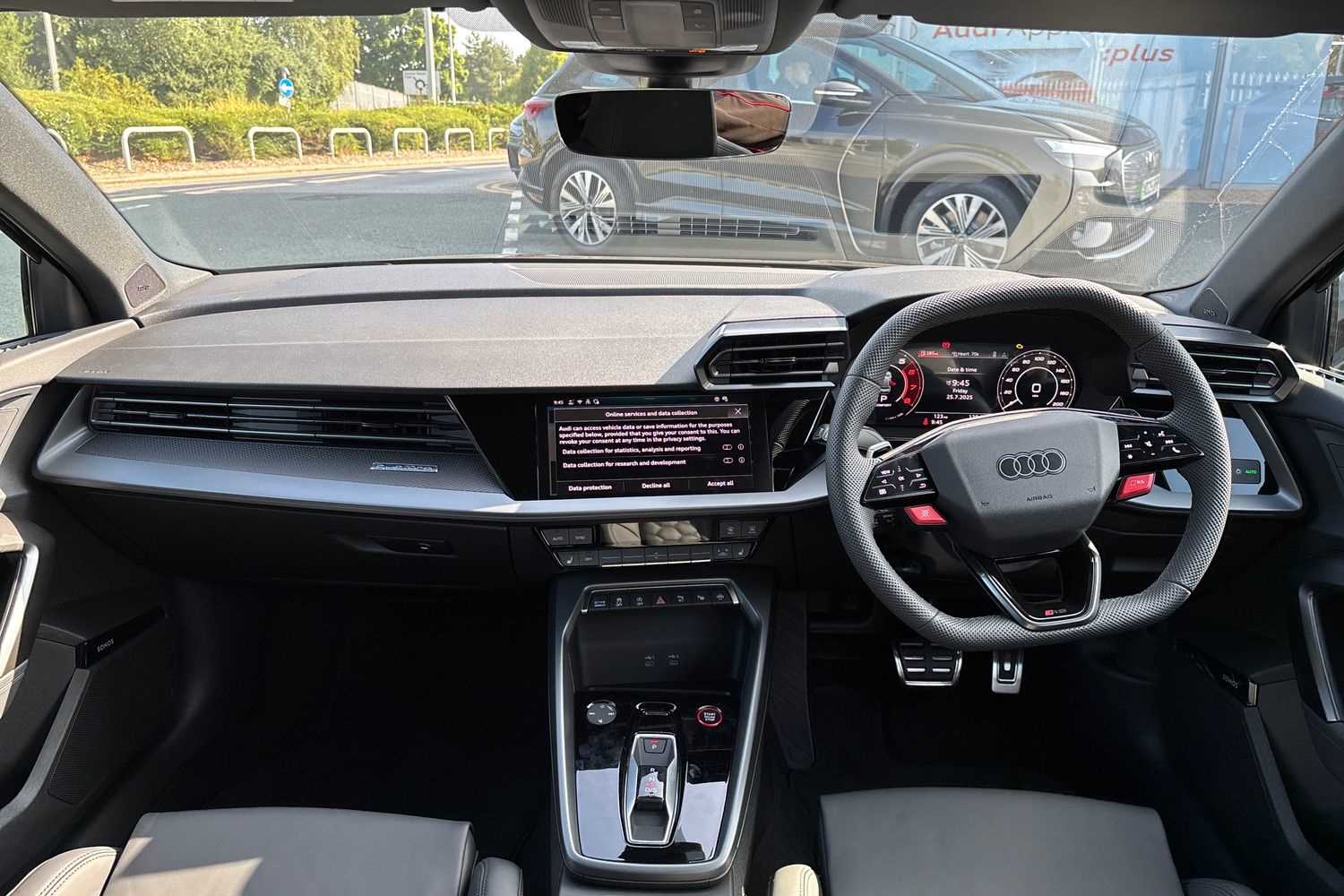 Used Audi RS3 2025 for sale - 76063253: Photo 12