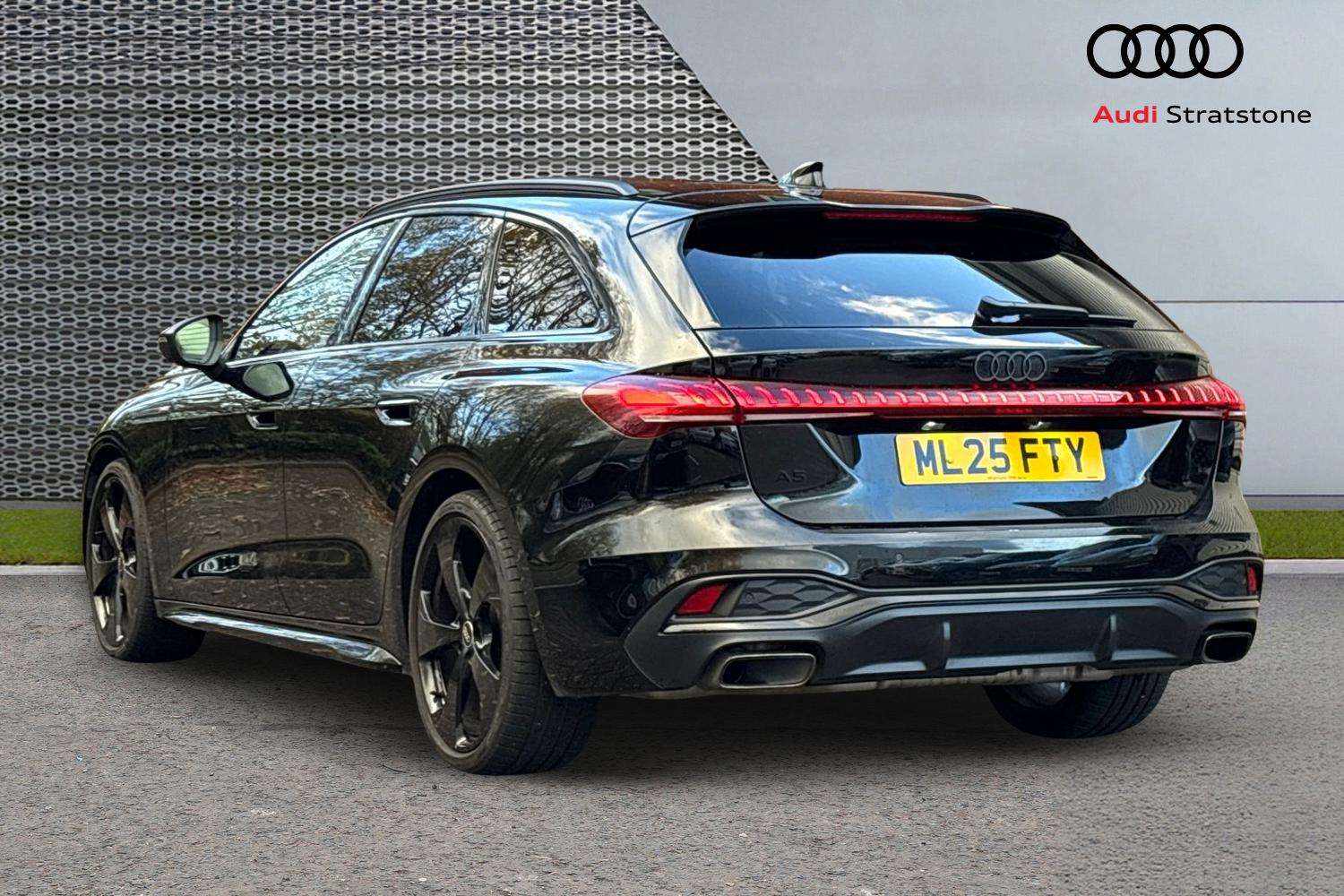 Used Audi A5 2025 for sale - 76575917: Photo 3