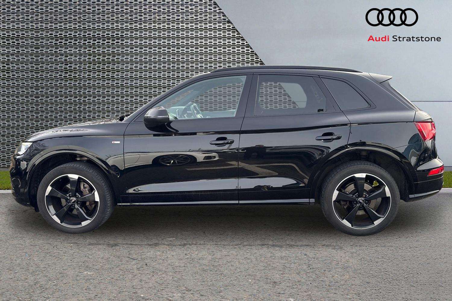 Used Audi Q5 2020 for sale - 77811096: Photo 8